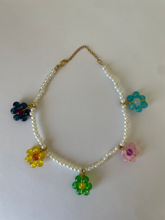 He Loves Me Daisy Necklace - Handmade Crystal Beads